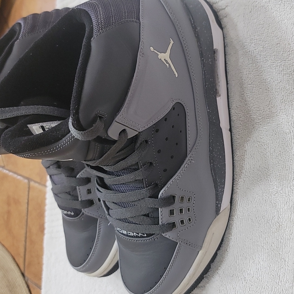 Jordan - Picture 4 of 6